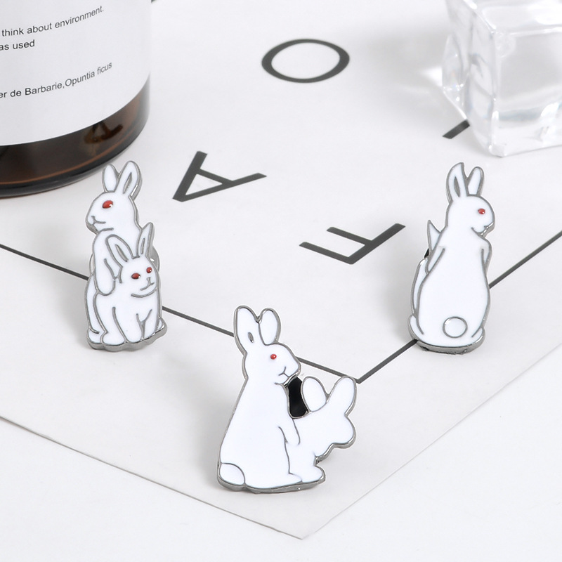 Brooch Pins Cartoon Animals Bu - Embroidery Rabbit recension och pris