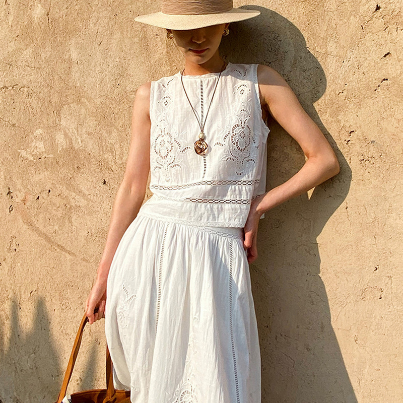 French Designer Boho White Cot - Embroidery Eyelet recension och pris