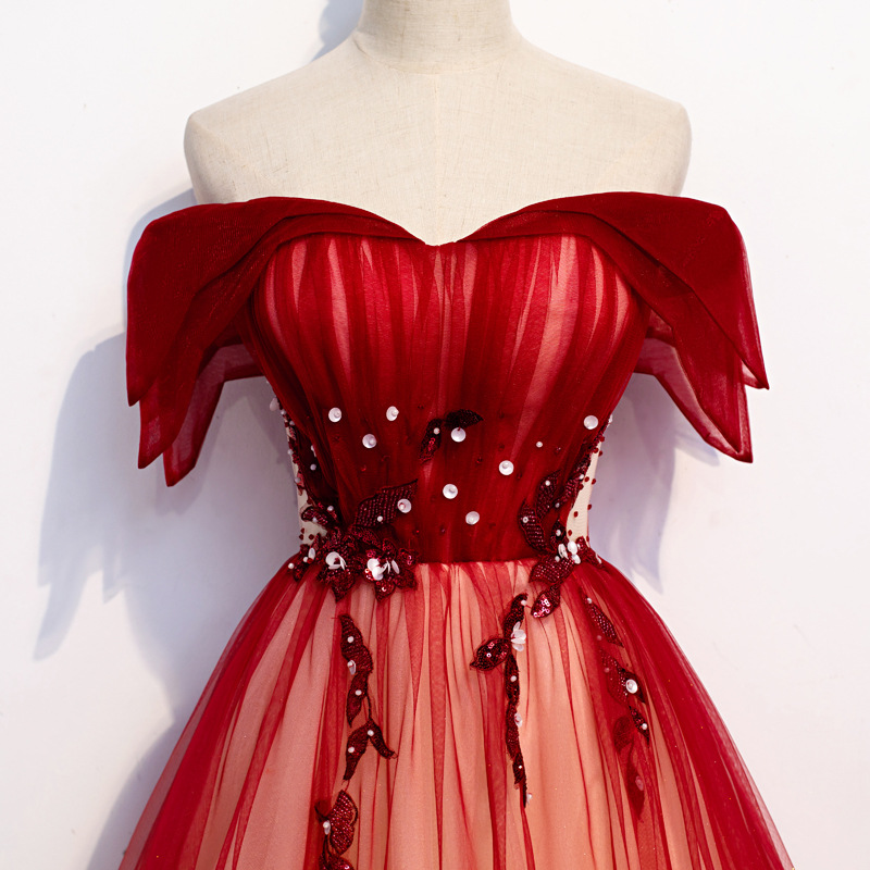 Strap Toast Dress for Bride 20 - Embroidery Red recension och pris