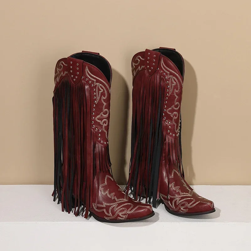 Fringe Rivet Western Women Mid - Embroidery Red recension och pris