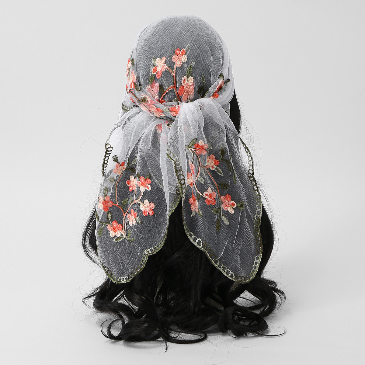 Square Scarf Plum Blossom Embr - Embroidery Zara recension och pris