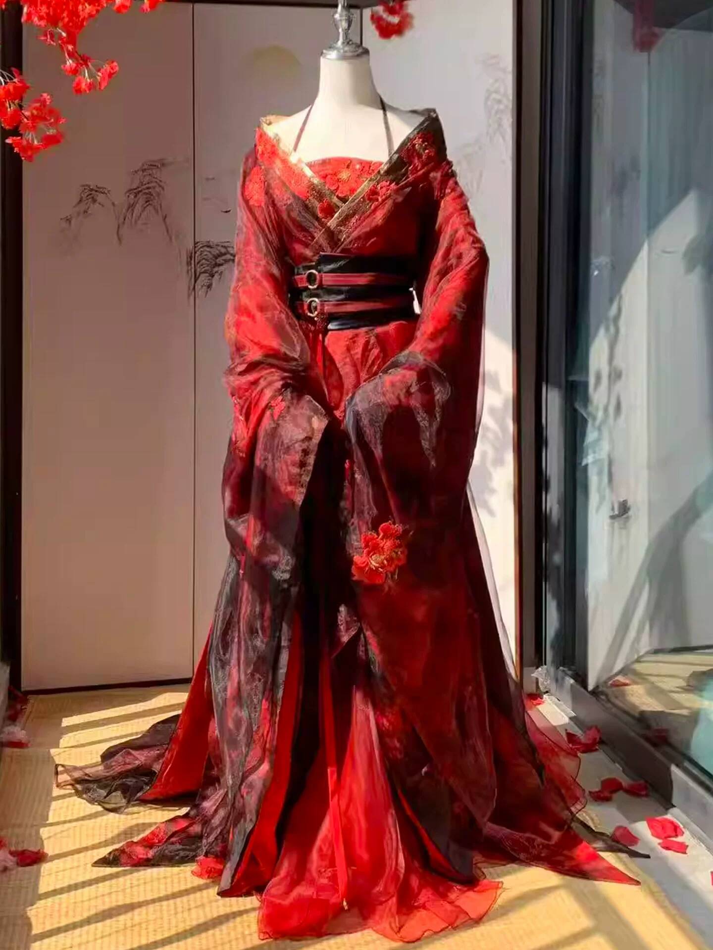 New Datura Red Hanfu Women Anc - Embroidery Red recension och pris