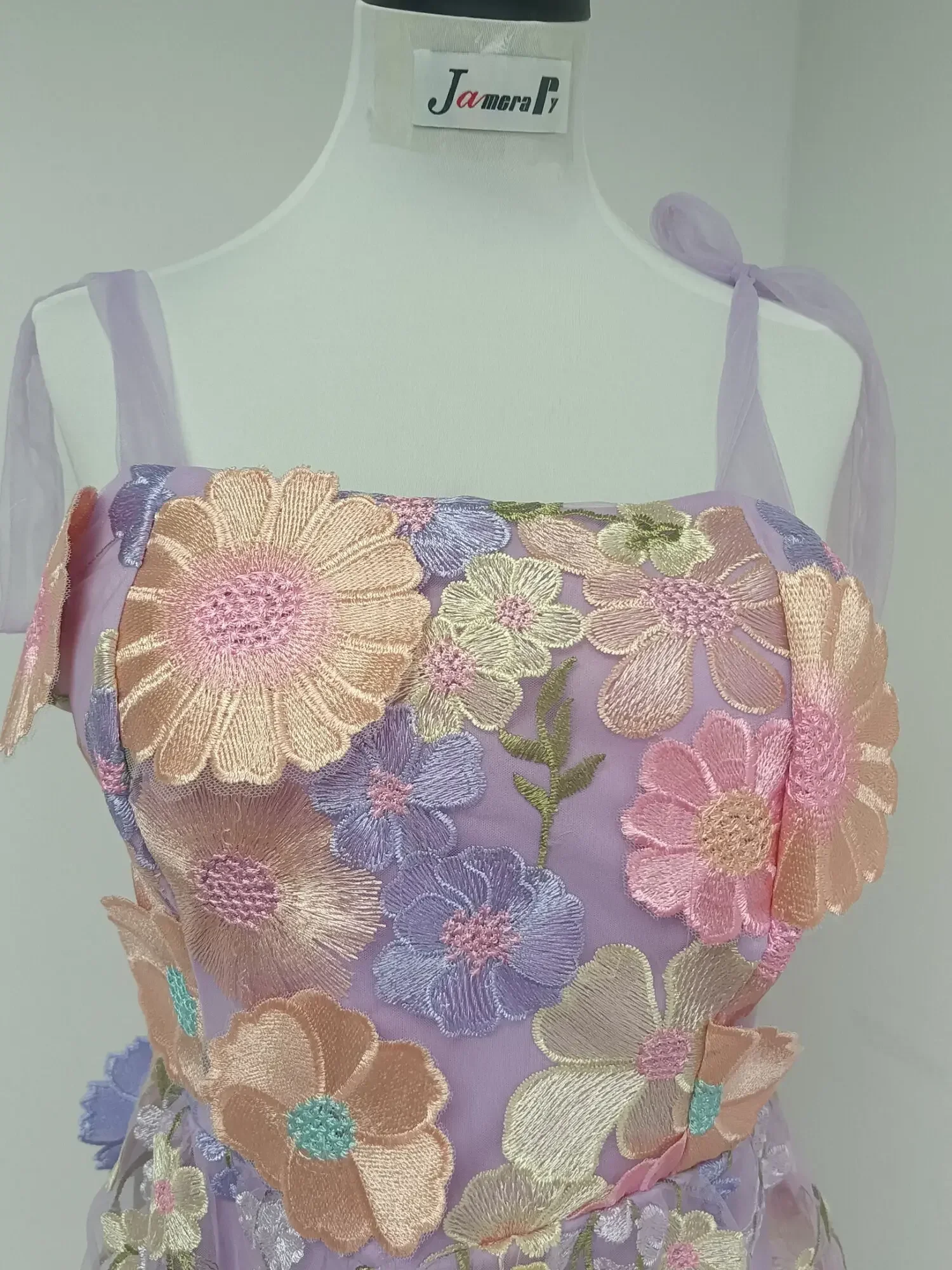 Brand Designers Evening Prom H - Embroidery Zara recension och pris