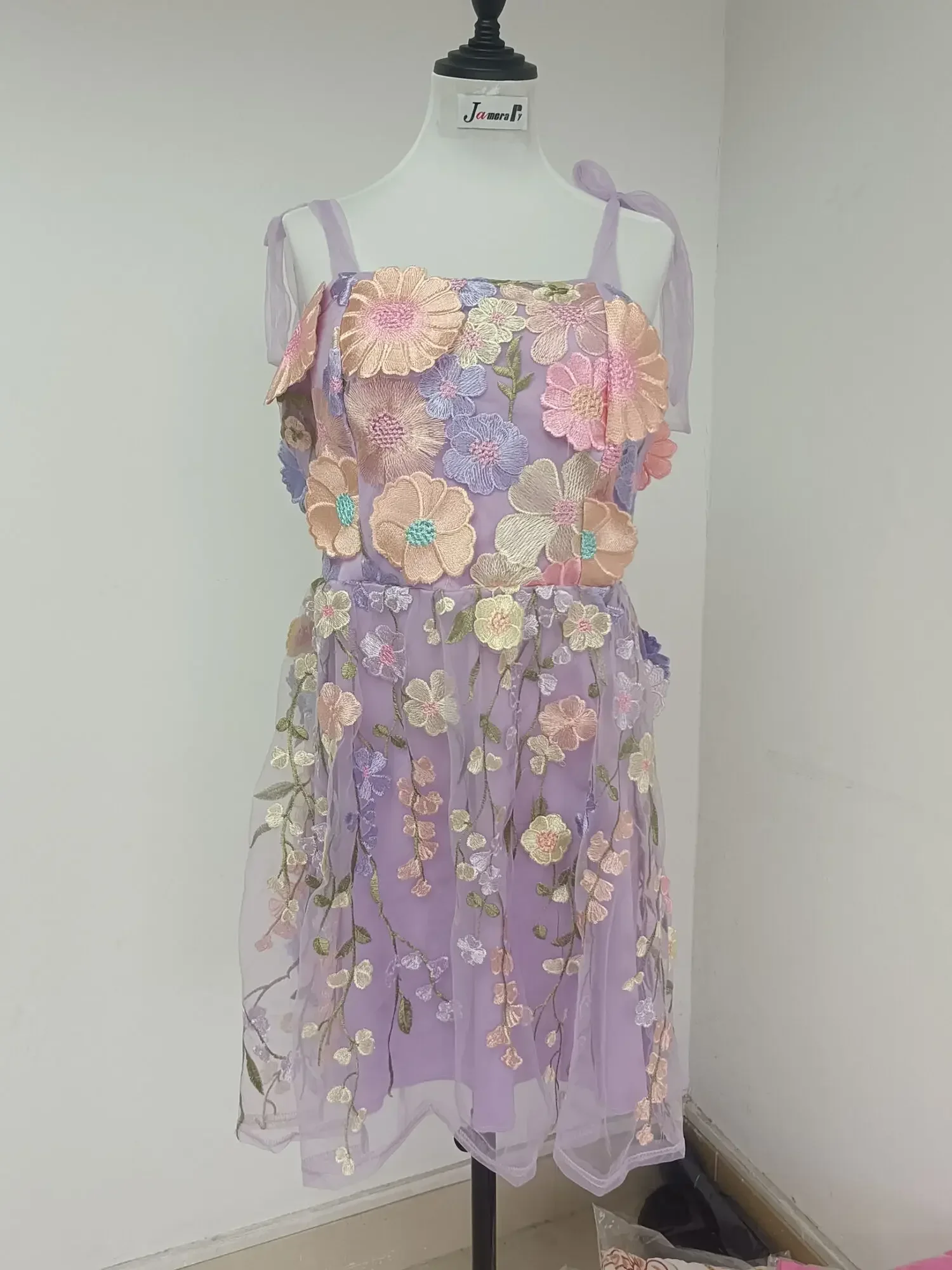 Brand Designers Evening Prom H - Embroidery Zara recension och pris