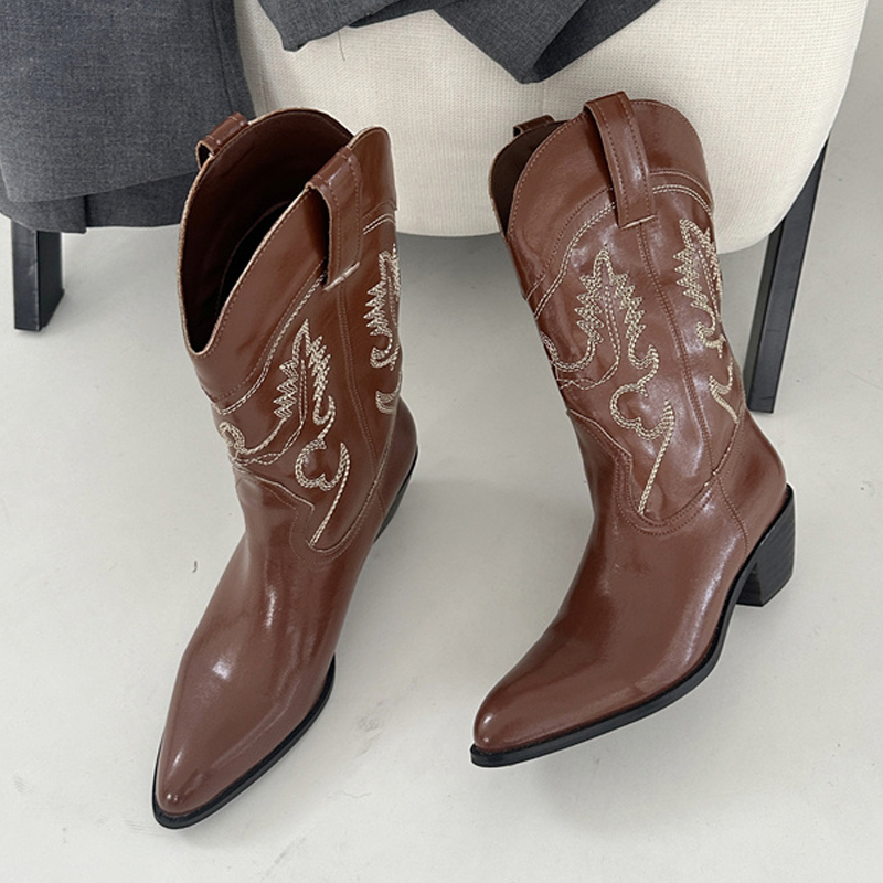 Liyke Designer Wine Red Leathe - Embroidery Red recension och pris