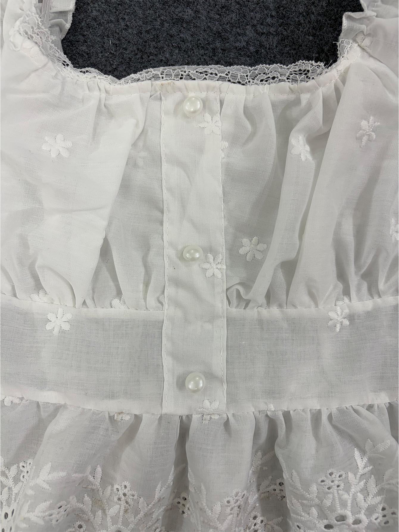 White Floral Eyelet Embroidery - Embroidery Eyelet recension och pris