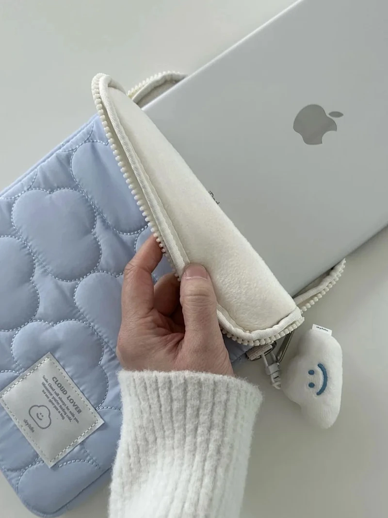 New Cloud Laptop Sleeve Ipad B - Embroidery Journal Book recension och pris