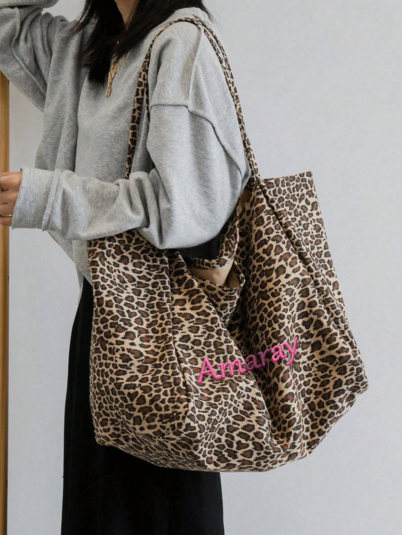 Custom Name Leopard Print Tote - Embroidery Names recension och pris