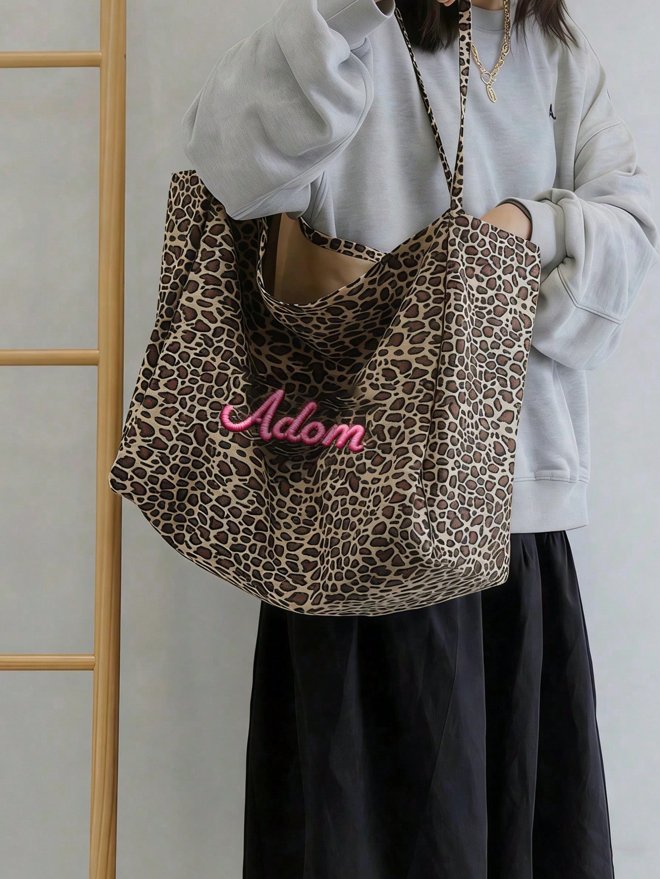 Custom Name Leopard Print Tote - Embroidery Names recension och pris