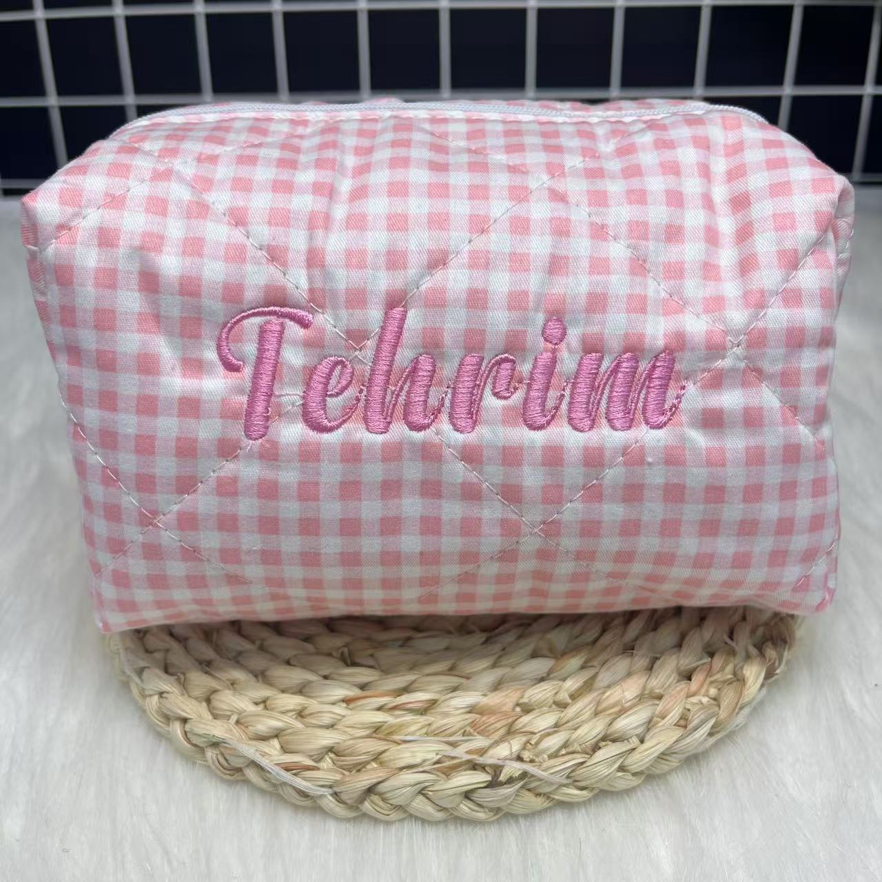 Large Capacity Striped Cosmeti - Embroidery Names recension och pris
