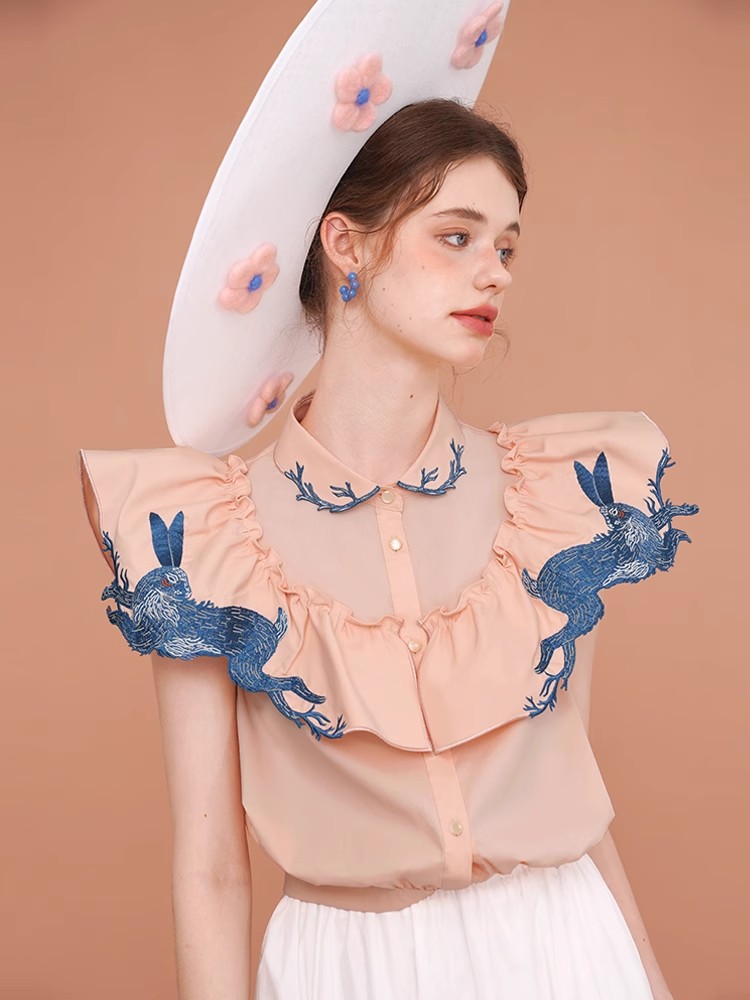 Rabbit Embroidered Shirt for W - Embroidery Rabbit recension och pris